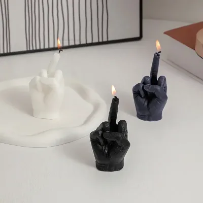 Bougie parfumée en cire de soja, forme de main – image 3