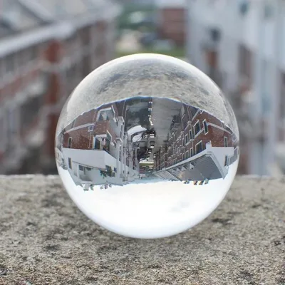 Boule décorative transparente en verre